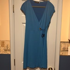 Ivanka Trump blue wrap dress - size large